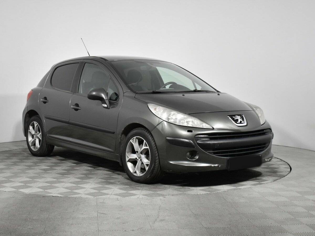 Peugeot 207 с пробегом — 2008 год. Фото: #2