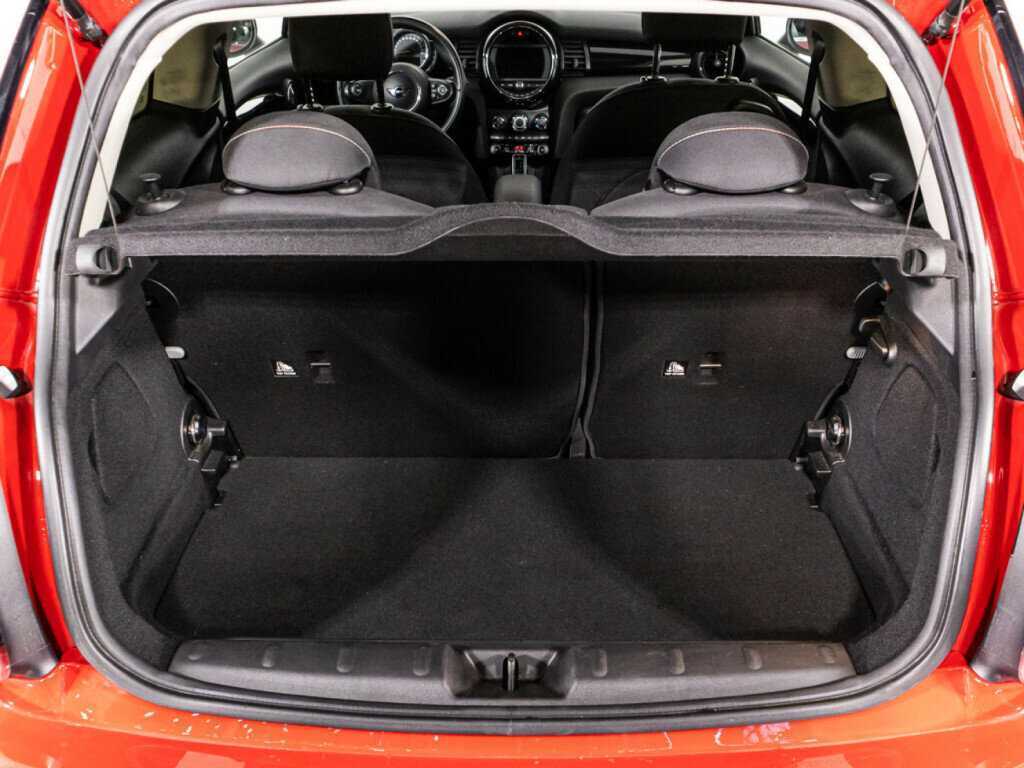 Mini Hatch с пробегом — 2018 год. Фото: #13