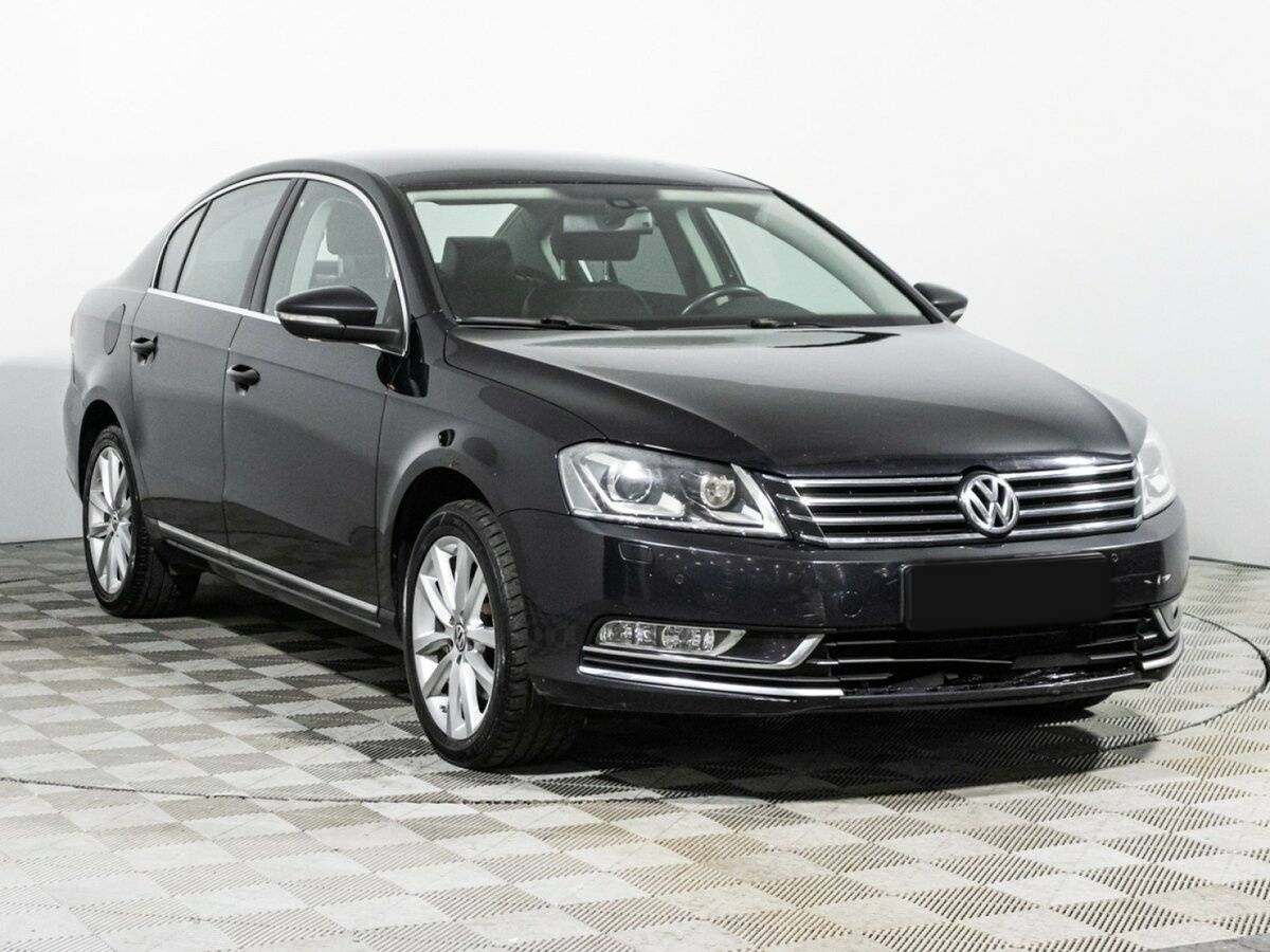 Volkswagen Passat с пробегом — 2011 год. Фото: #2