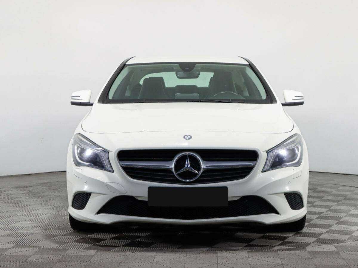 Mercedes-Benz CLA с пробегом — 2015 год. Фото: #1