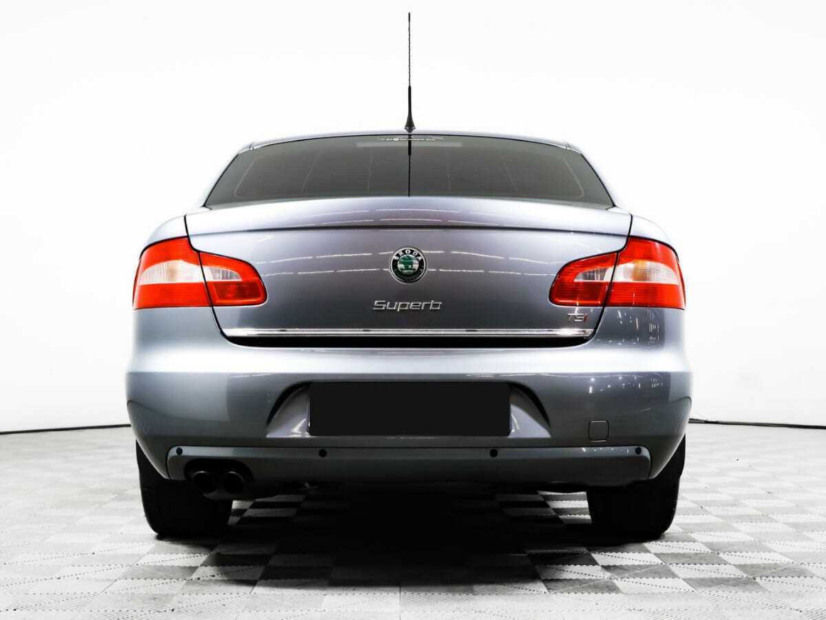 Skoda Superb с пробегом — 2008 год. Фото: #5