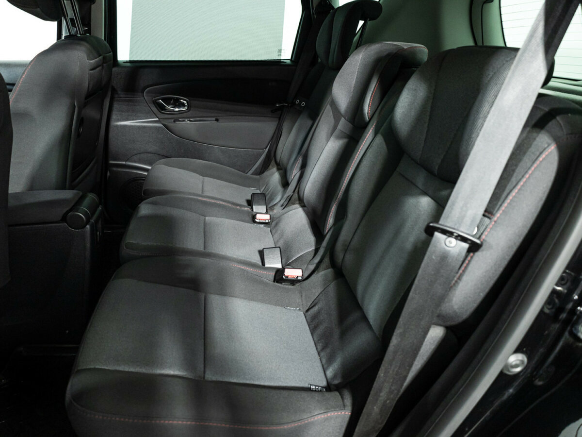 Renault Scenic с пробегом — 2012 год. Фото: #9