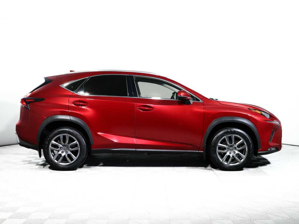 Lexus NX с пробегом — 2018 год. Фото: #3