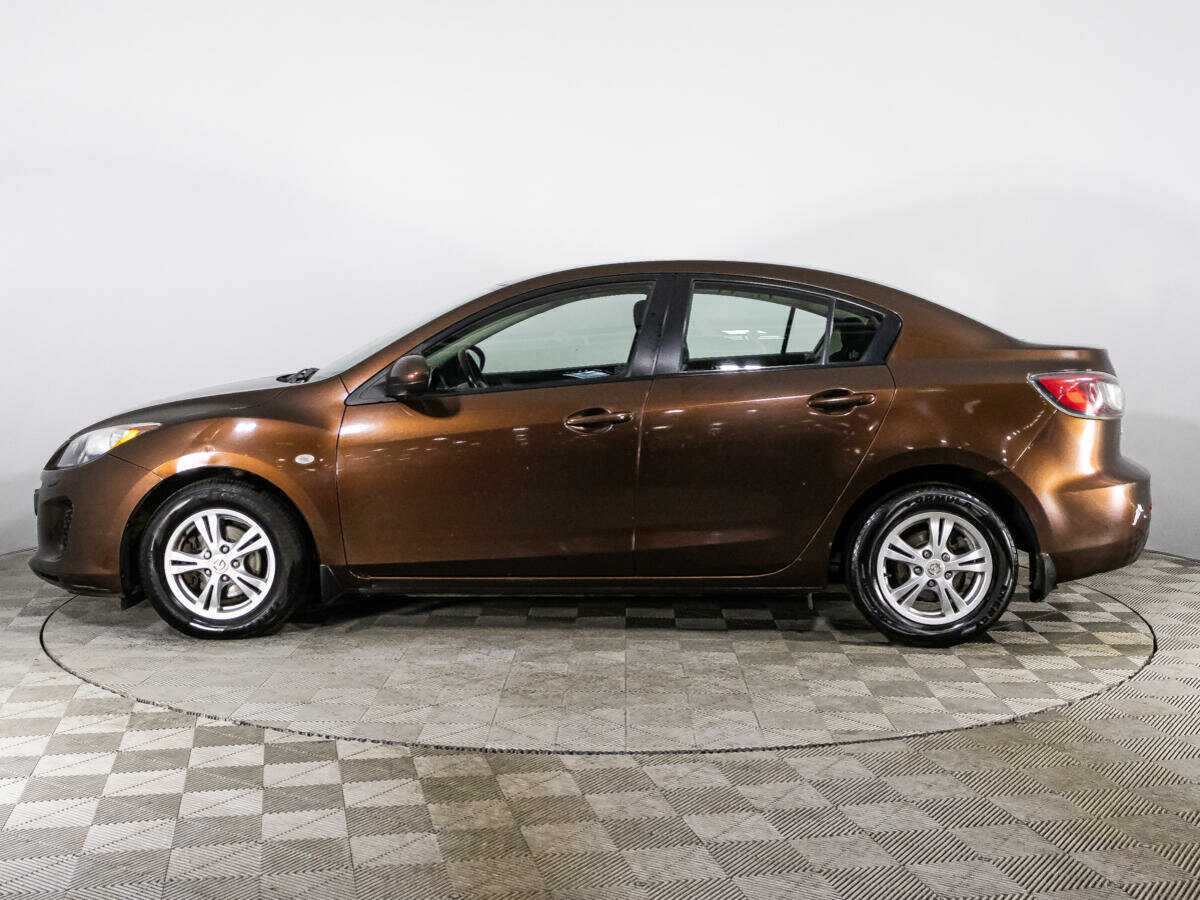 Mazda 3 с пробегом — 2011 год. Фото: #7