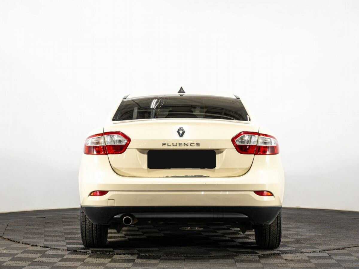 Renault Fluence с пробегом — 2013 год. Фото: #3