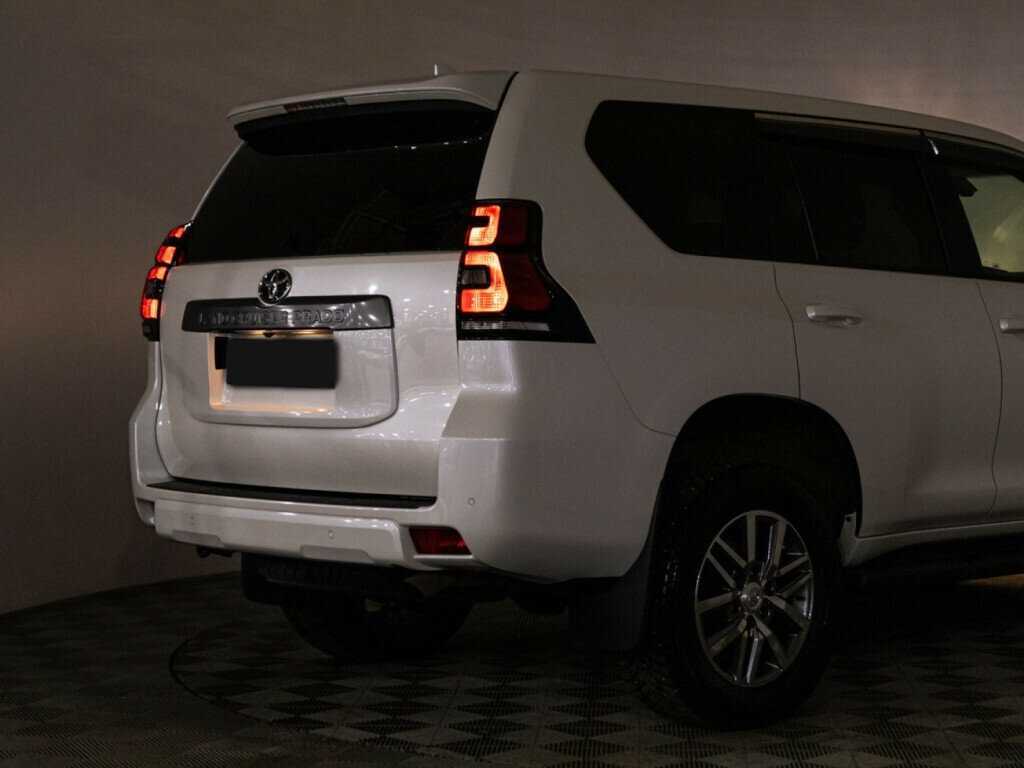Toyota Land Cruiser Prado с пробегом — 2019 год. Фото: #20
