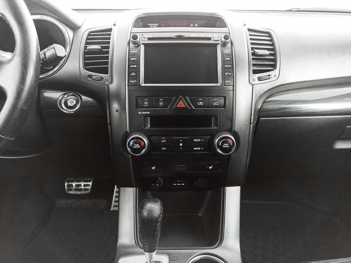 Kia Sorento с пробегом — 2011 год. Фото: #14