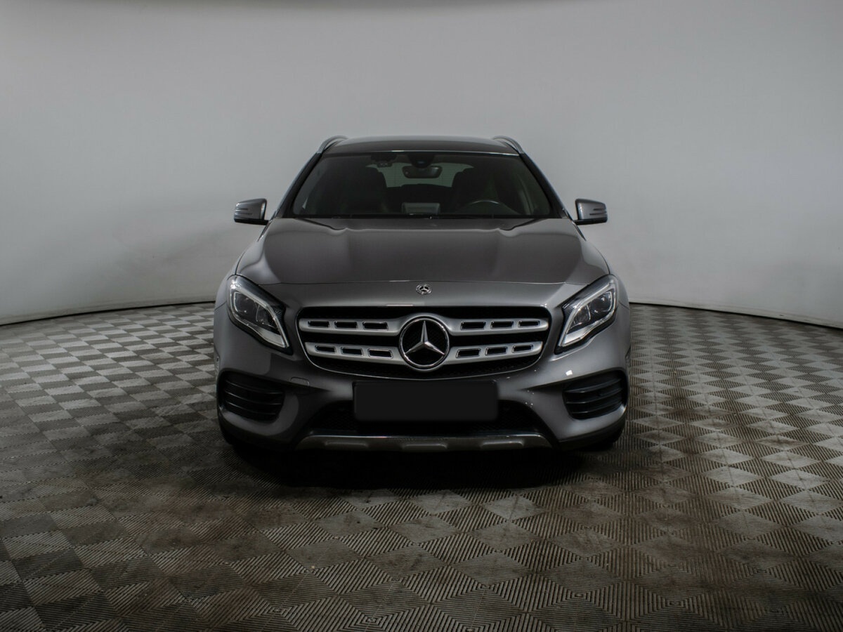 Mercedes-Benz GLA с пробегом — 2019 год. Фото: #1