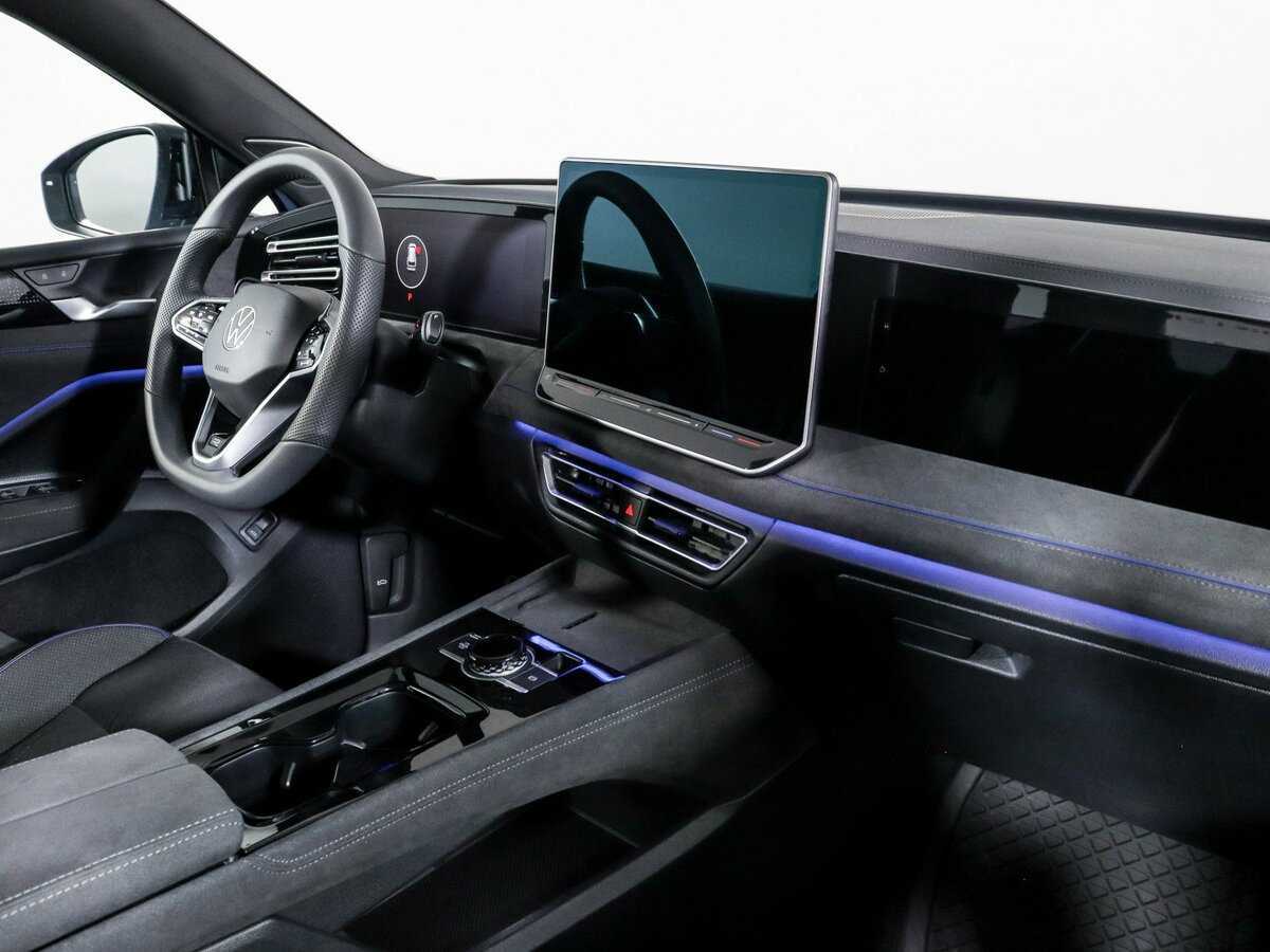 Volkswagen Tiguan с пробегом — 2024 год. Фото: #5