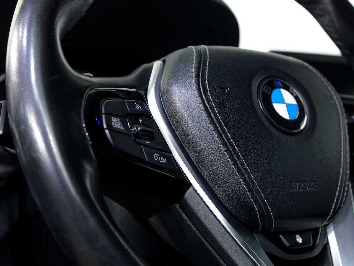 BMW 5 серии с пробегом — 2018 год. Фото: #17