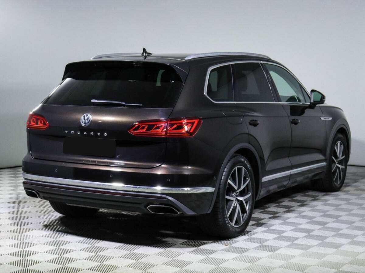 Volkswagen Touareg с пробегом — 2019 год. Фото: #3