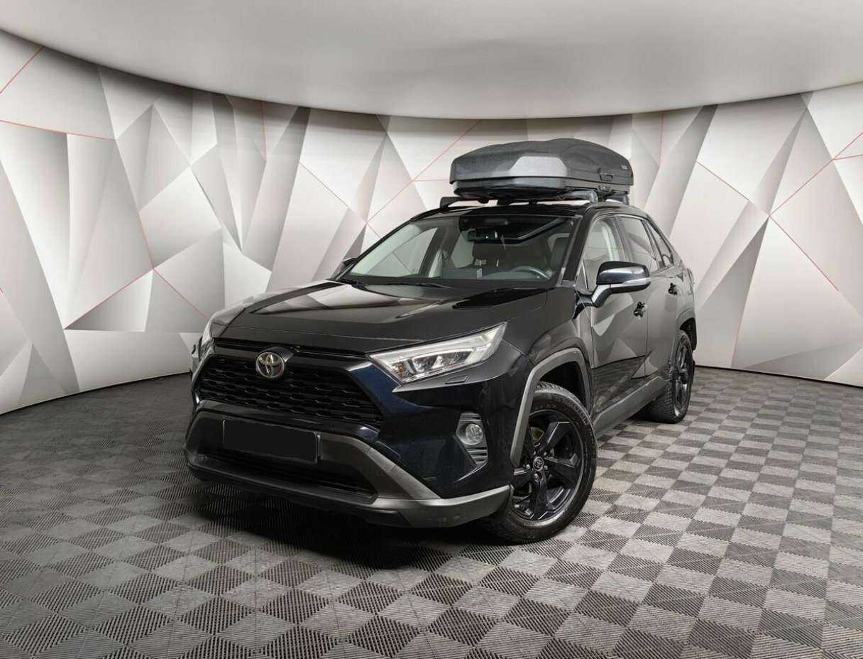 Toyota RAV4 с пробегом — 2021 год. Фото: #0