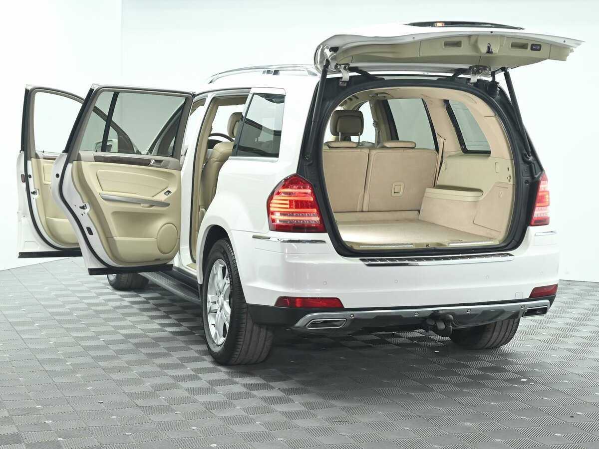 Mercedes-Benz GL-Класс с пробегом — 2010 год. Фото: #4