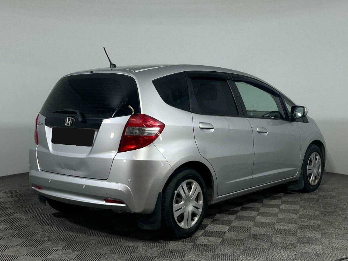 Honda Jazz с пробегом — 2011 год. Фото: #4