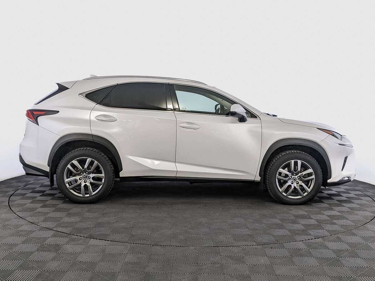 Lexus NX с пробегом — 2021 год. Фото: #3