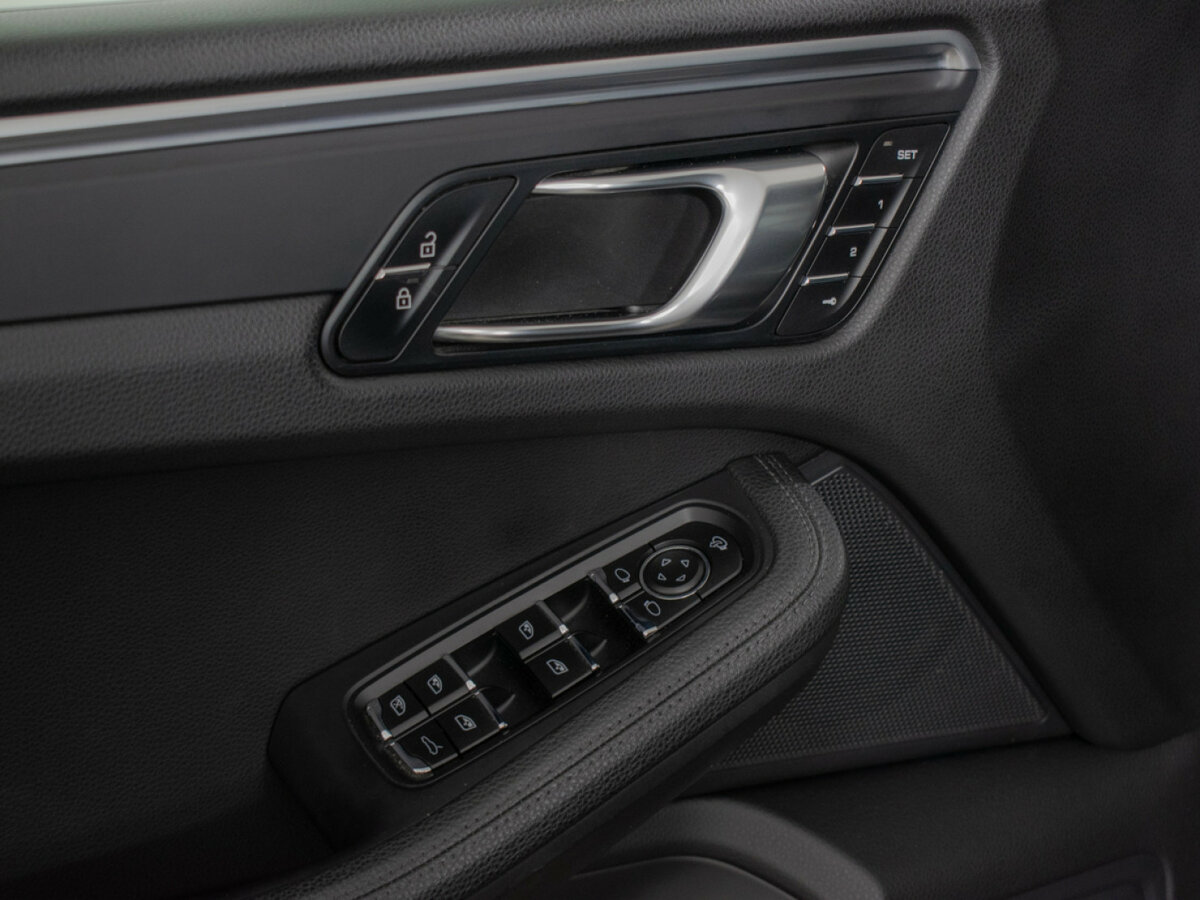 Porsche Macan с пробегом — 2019 год. Фото: #15