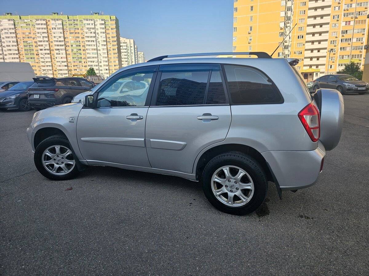 Chery Tiggo (T11) с пробегом — 2014 год. Фото: #5