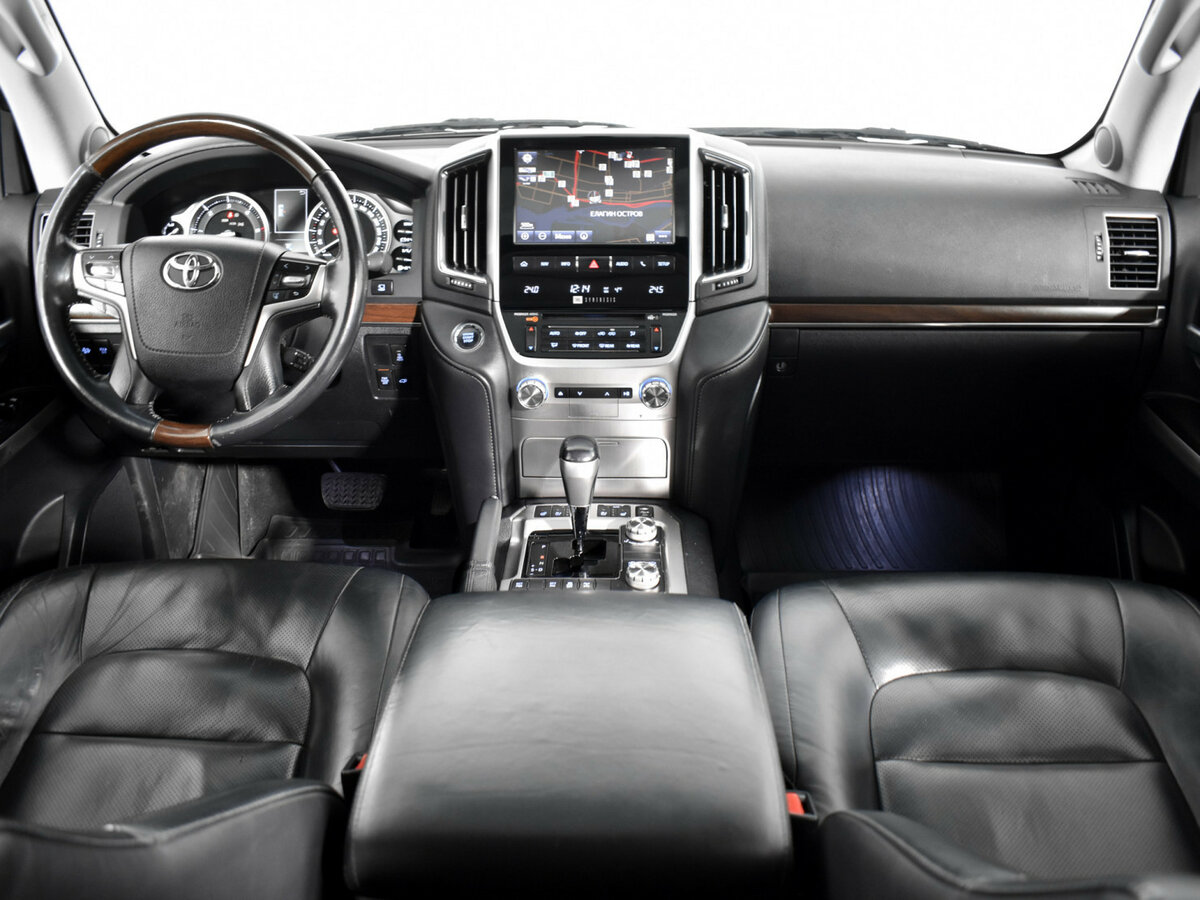 Toyota Land Cruiser с пробегом — 2015 год. Фото: #7