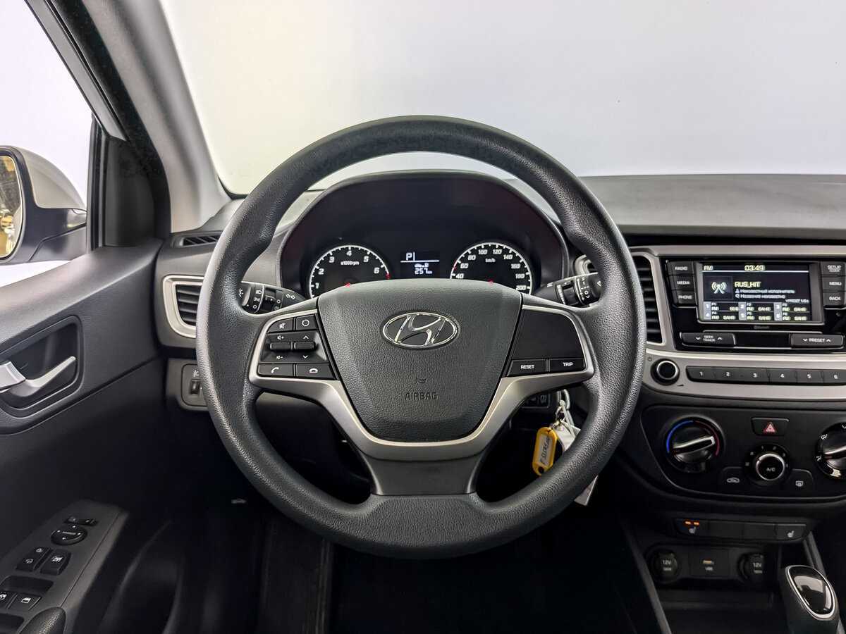 Hyundai Solaris с пробегом — 2020 год. Фото: #15