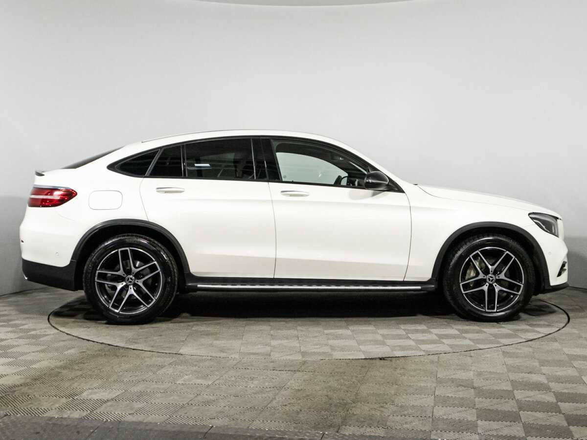 Mercedes-Benz GLC Coupe с пробегом — 2018 год. Фото: #3