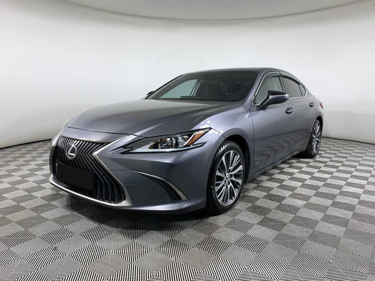 Lexus ES с пробегом — 2018 год. Фото: #0