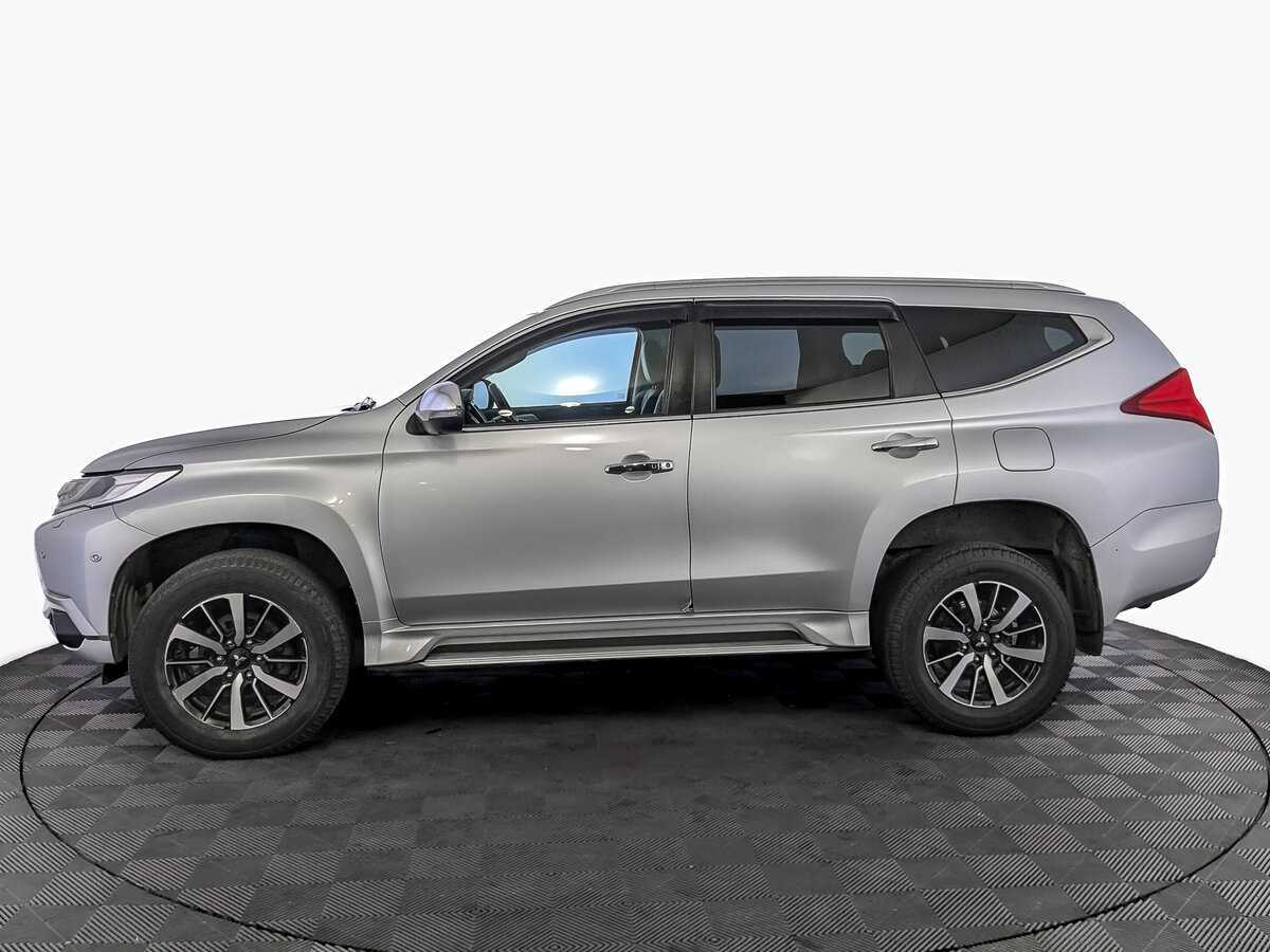 Mitsubishi Pajero Sport с пробегом — 2018 год. Фото: #7