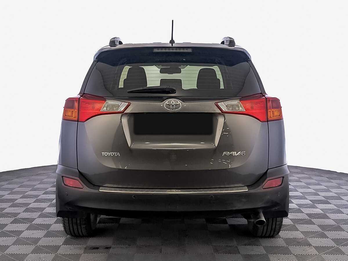 Toyota RAV4 с пробегом — 2014 год. Фото: #5