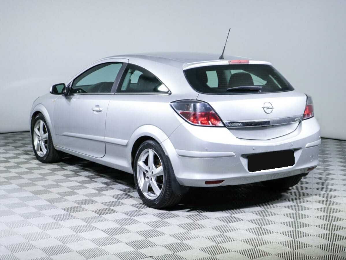 Opel Astra с пробегом — 2008 год. Фото: #5