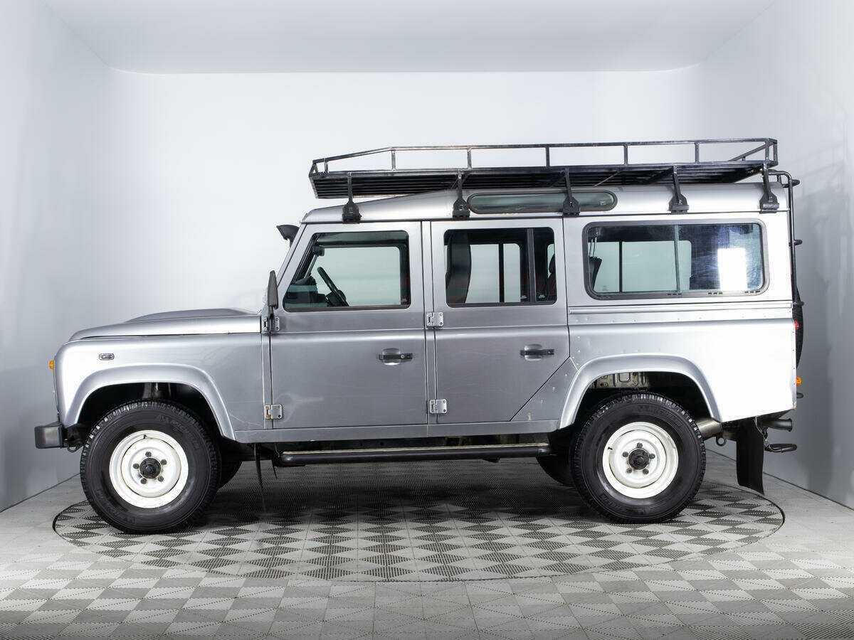 Land Rover Defender с пробегом — 2013 год. Фото: #7