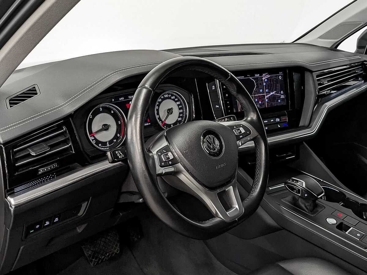 Volkswagen Touareg с пробегом — 2019 год. Фото: #14