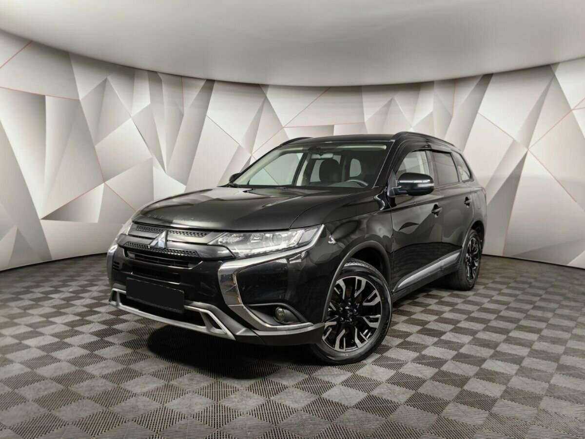 Mitsubishi Outlander с пробегом — 2022 год. Фото: #0