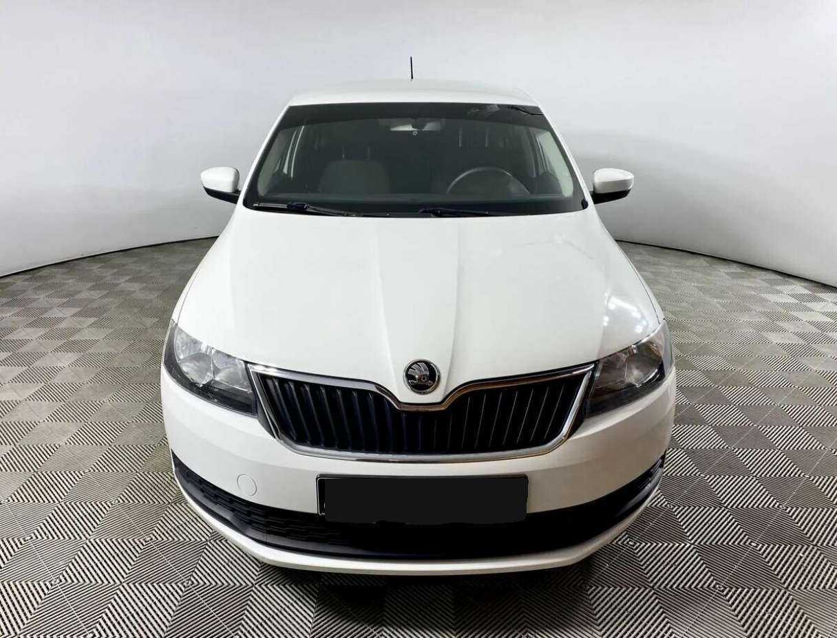 Skoda Rapid с пробегом — 2018 год. Фото: #2