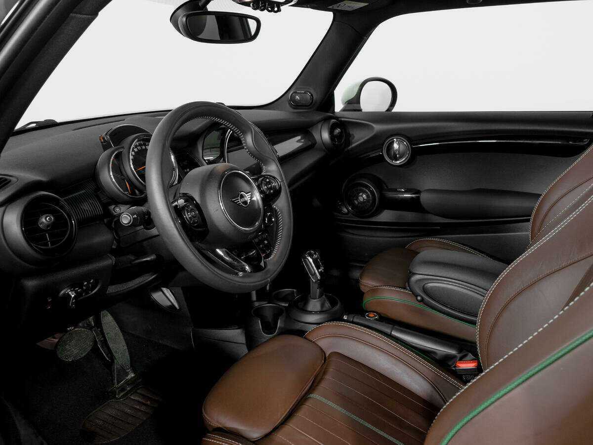 Mini Hatch с пробегом — 2019 год. Фото: #16