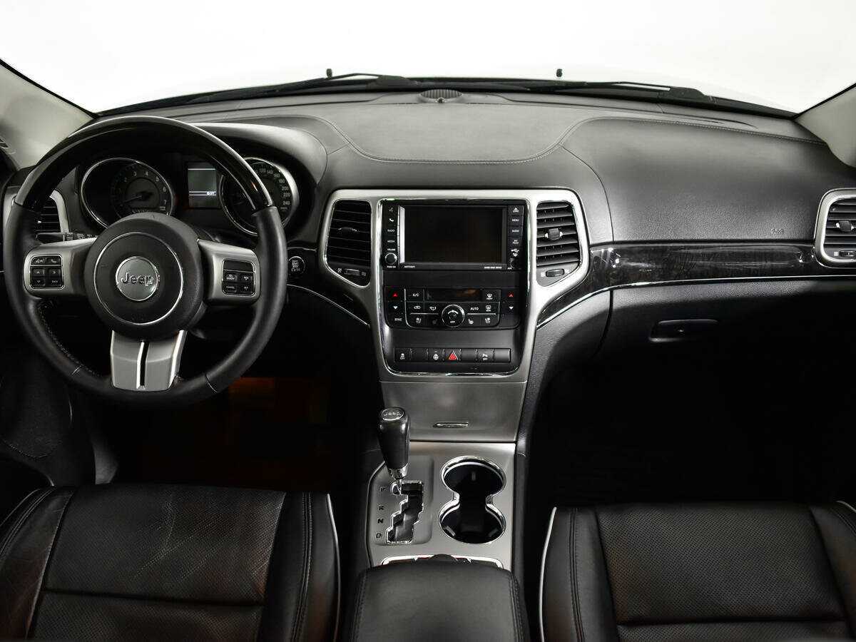 Jeep Grand Cherokee с пробегом — 2011 год. Фото: #11