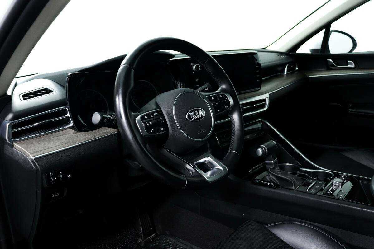 Kia K5 с пробегом — 2020 год. Фото: #11