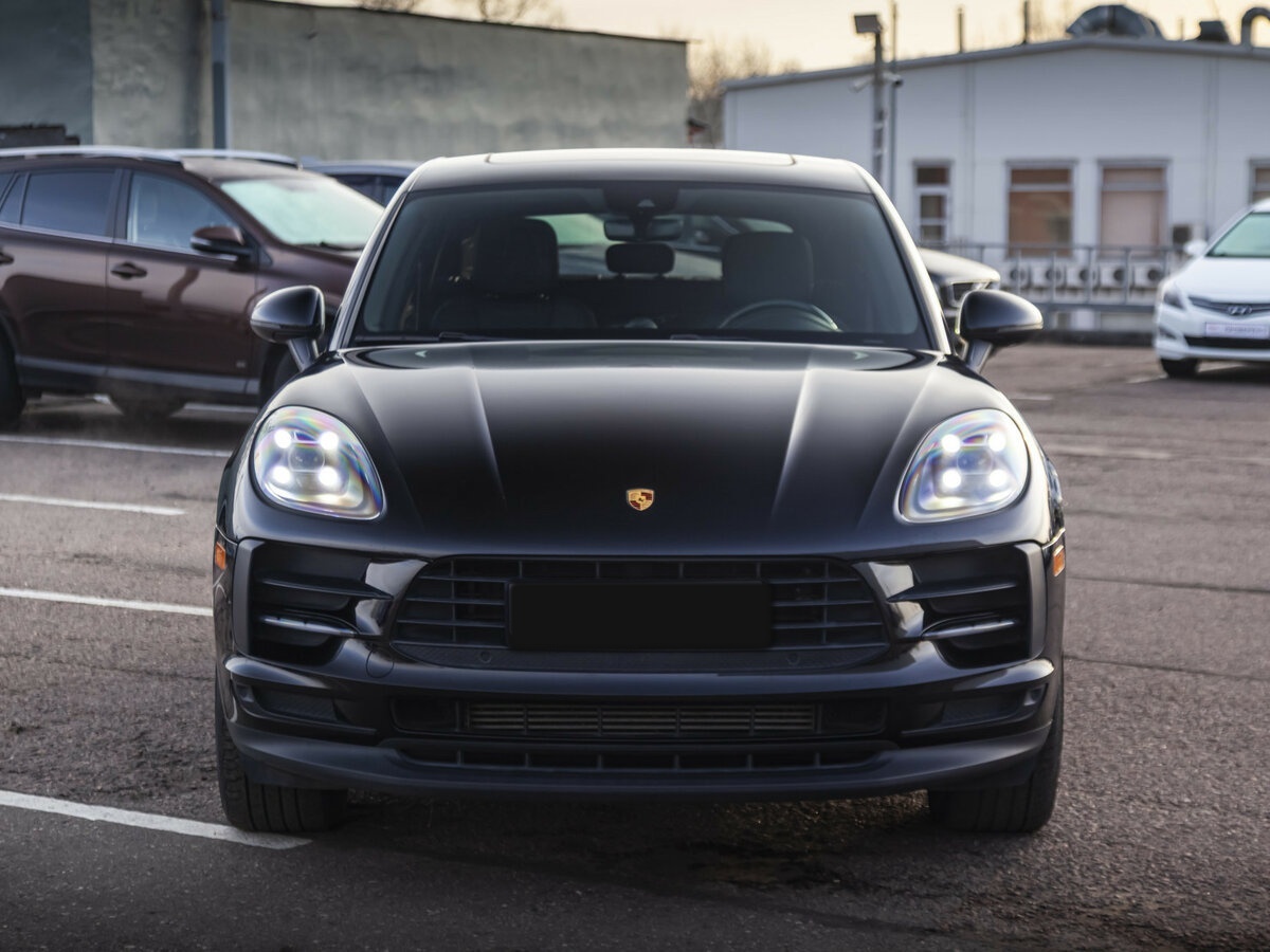 Porsche Macan с пробегом — 2021 год. Фото: #1