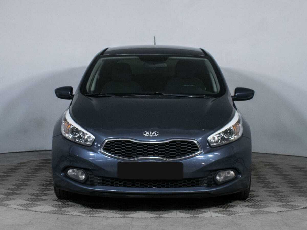 Kia Ceed с пробегом — 2013 год. Фото: #1