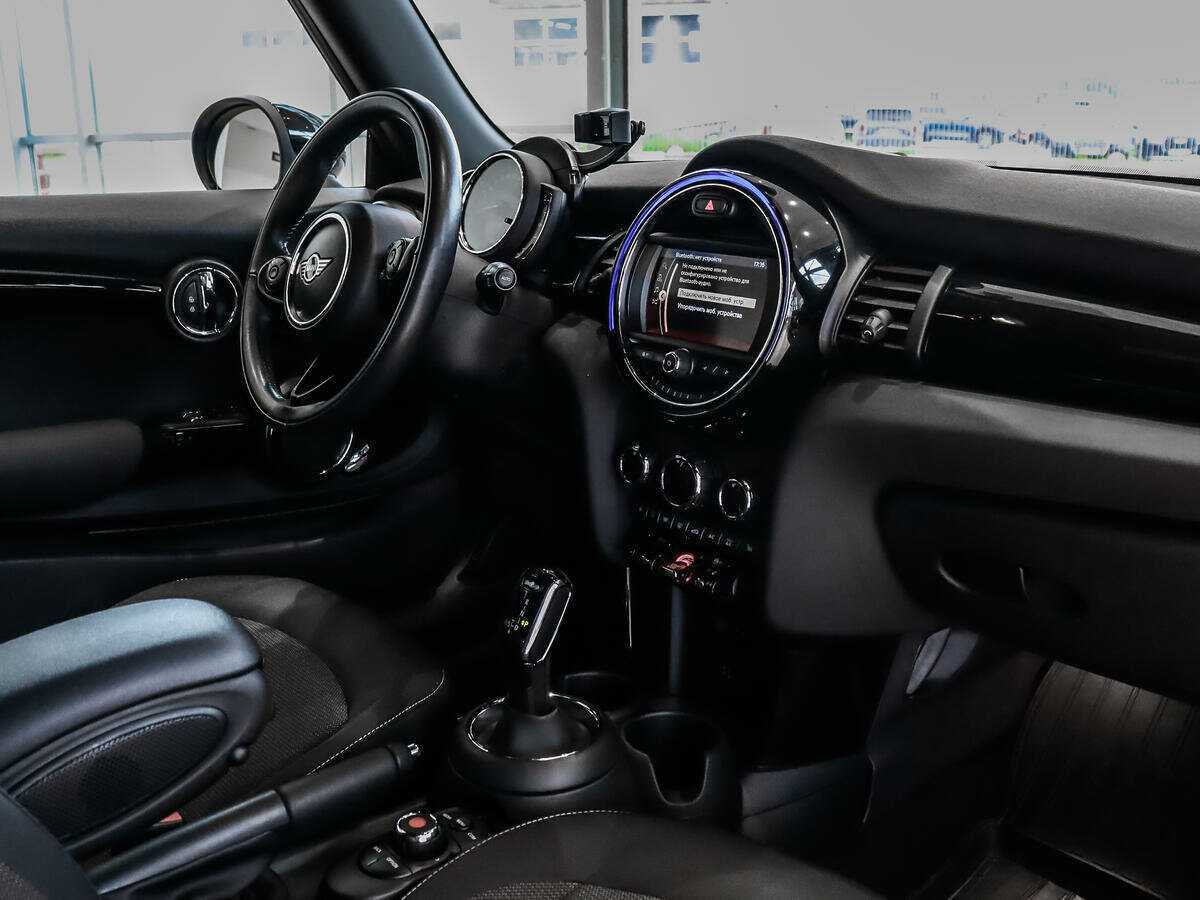 Mini Hatch с пробегом — 2019 год. Фото: #11