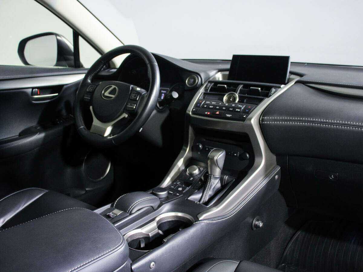Lexus NX с пробегом — 2014 год. Фото: #7