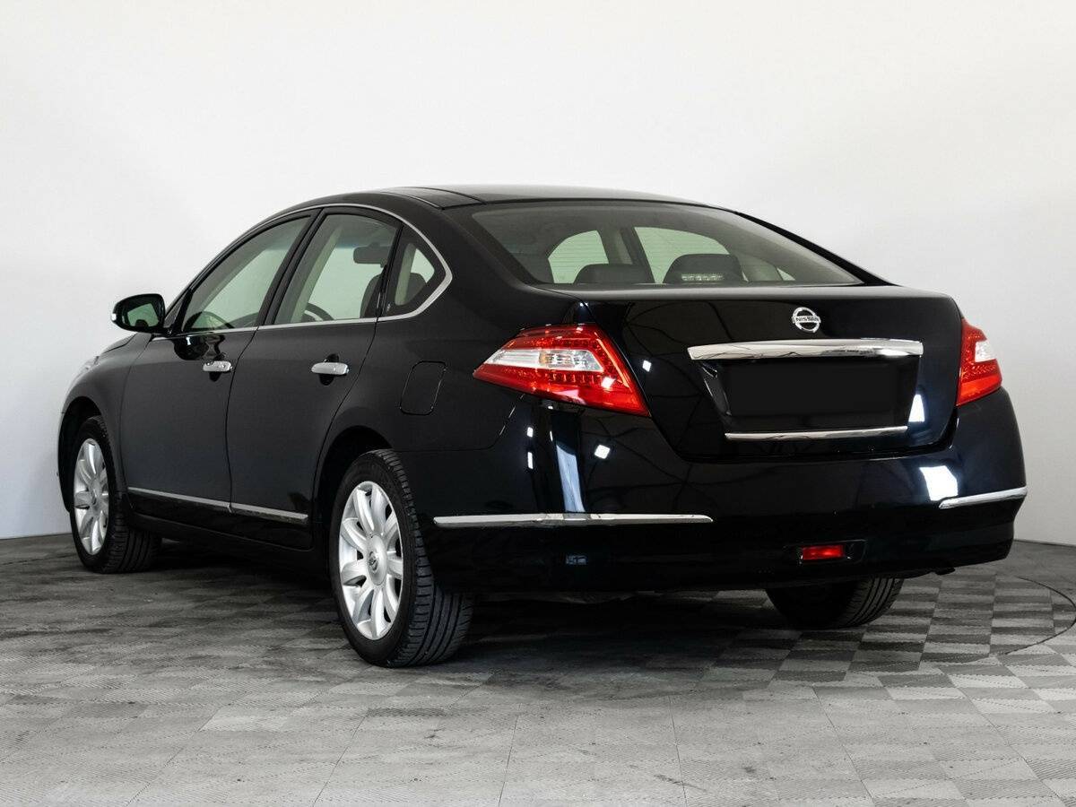 Nissan Teana с пробегом — 2010 год. Фото: #5