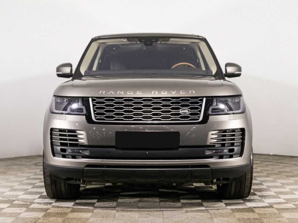 Land Rover Range Rover с пробегом — 2018 год. Фото: #1