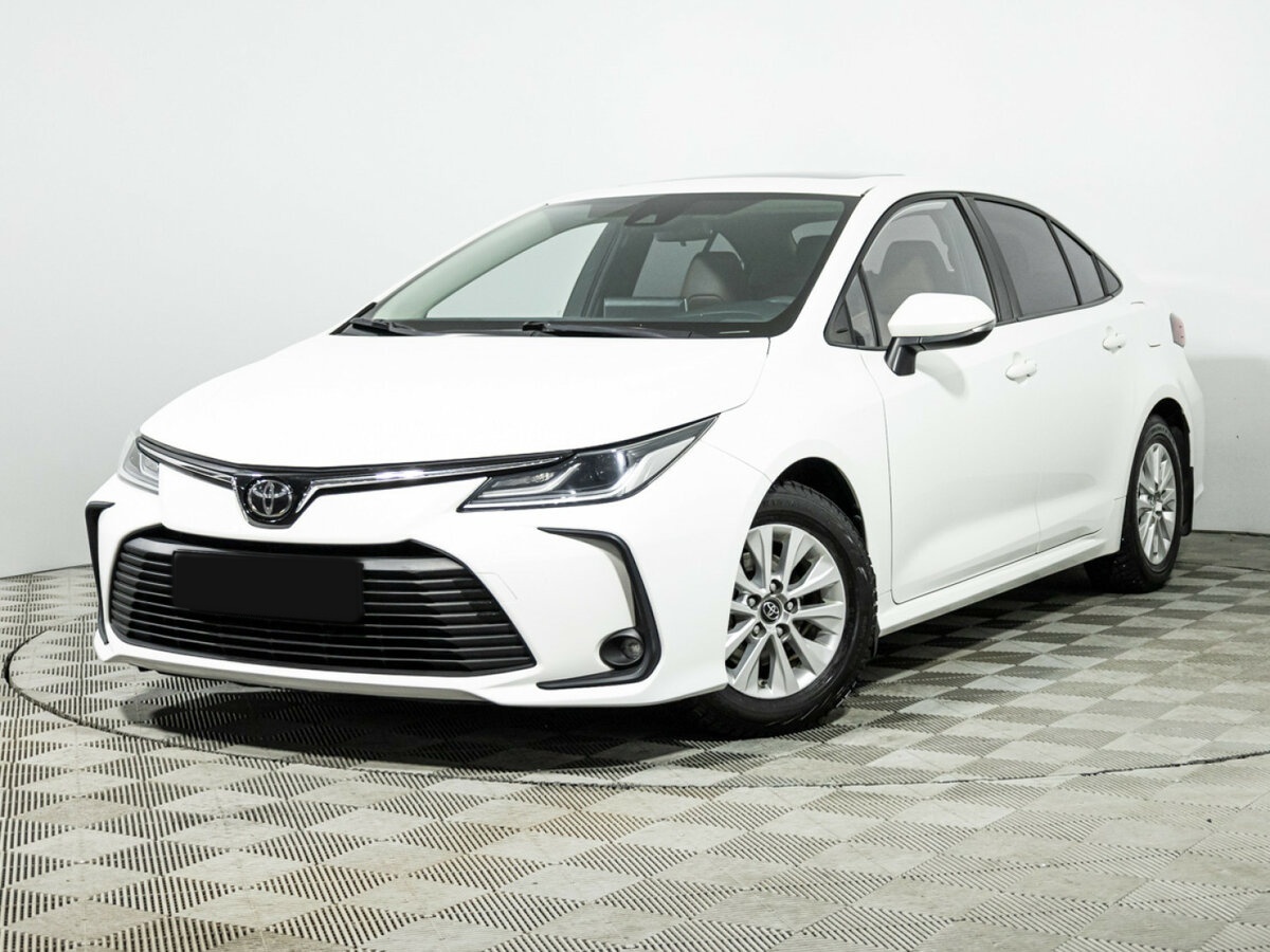Toyota Corolla с пробегом — 2021 год. Фото: #0