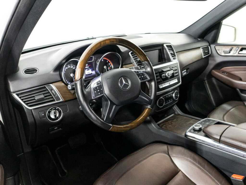 Mercedes-Benz M-Класс с пробегом — 2014 год. Фото: #7