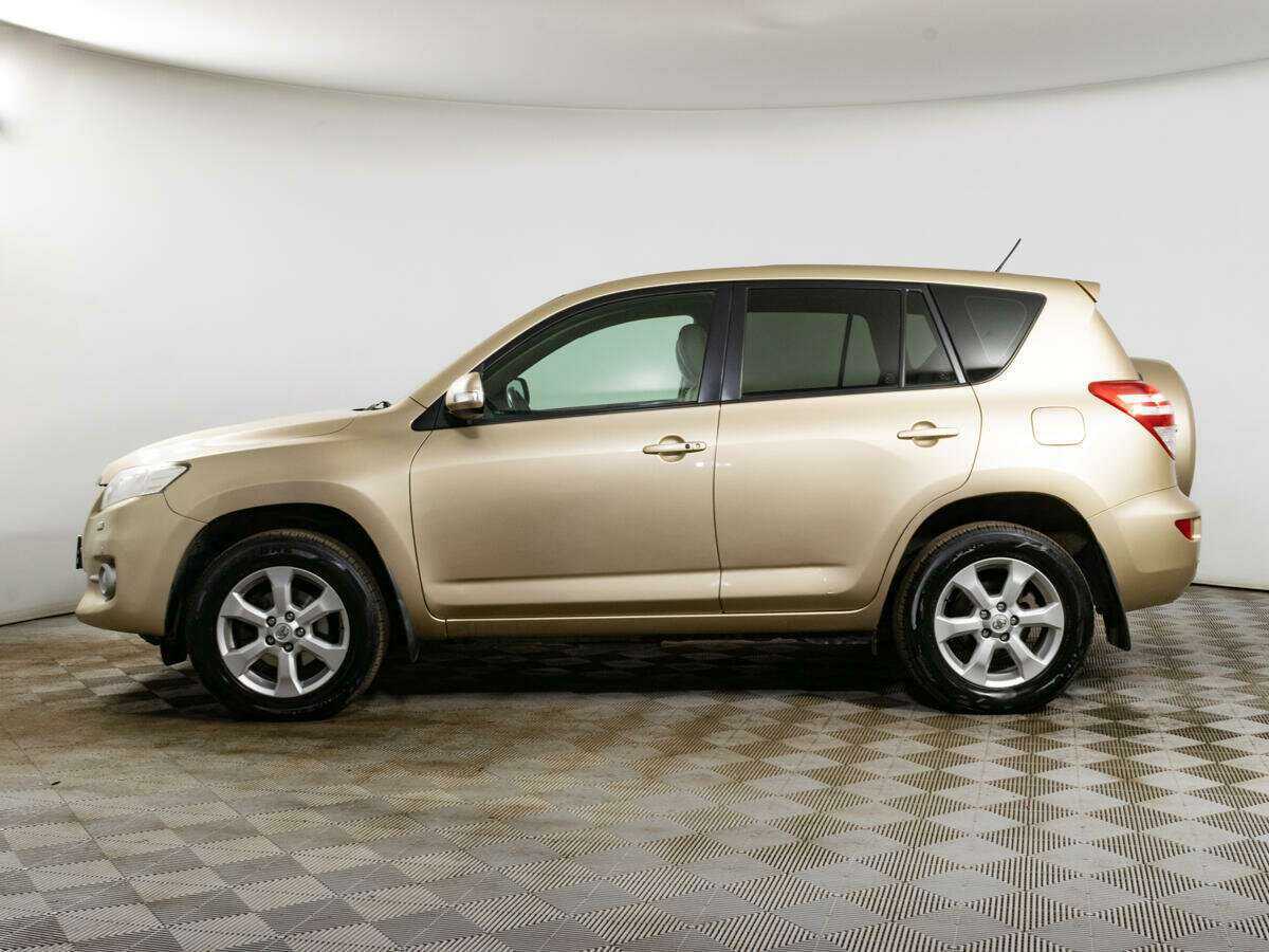 Toyota RAV4 с пробегом — 2010 год. Фото: #4