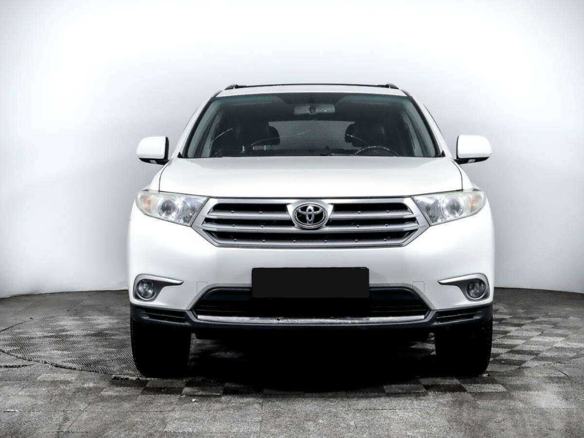 Toyota Highlander с пробегом — 2011 год. Фото: #1
