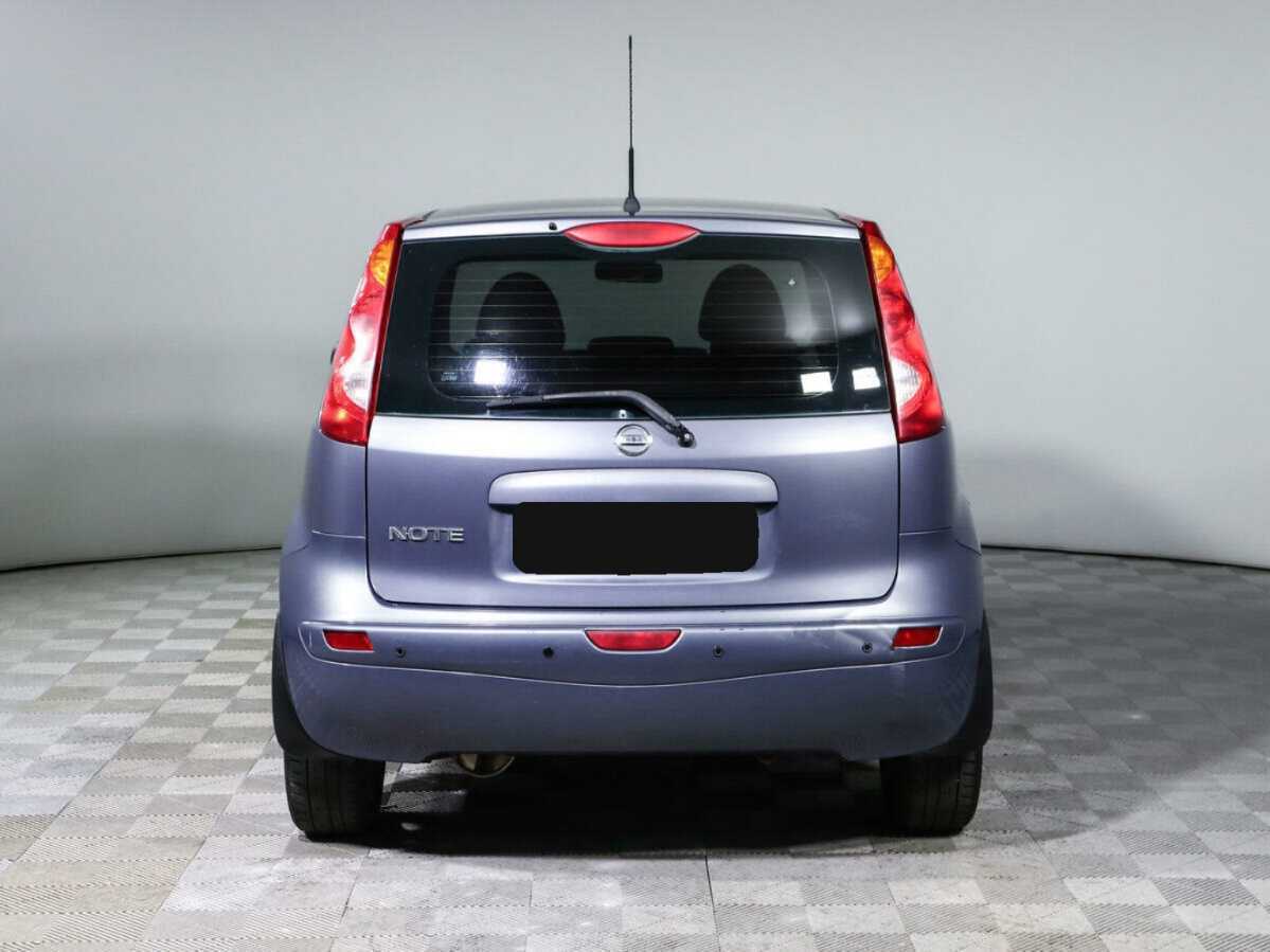 Nissan Note с пробегом — 2007 год. Фото: #4