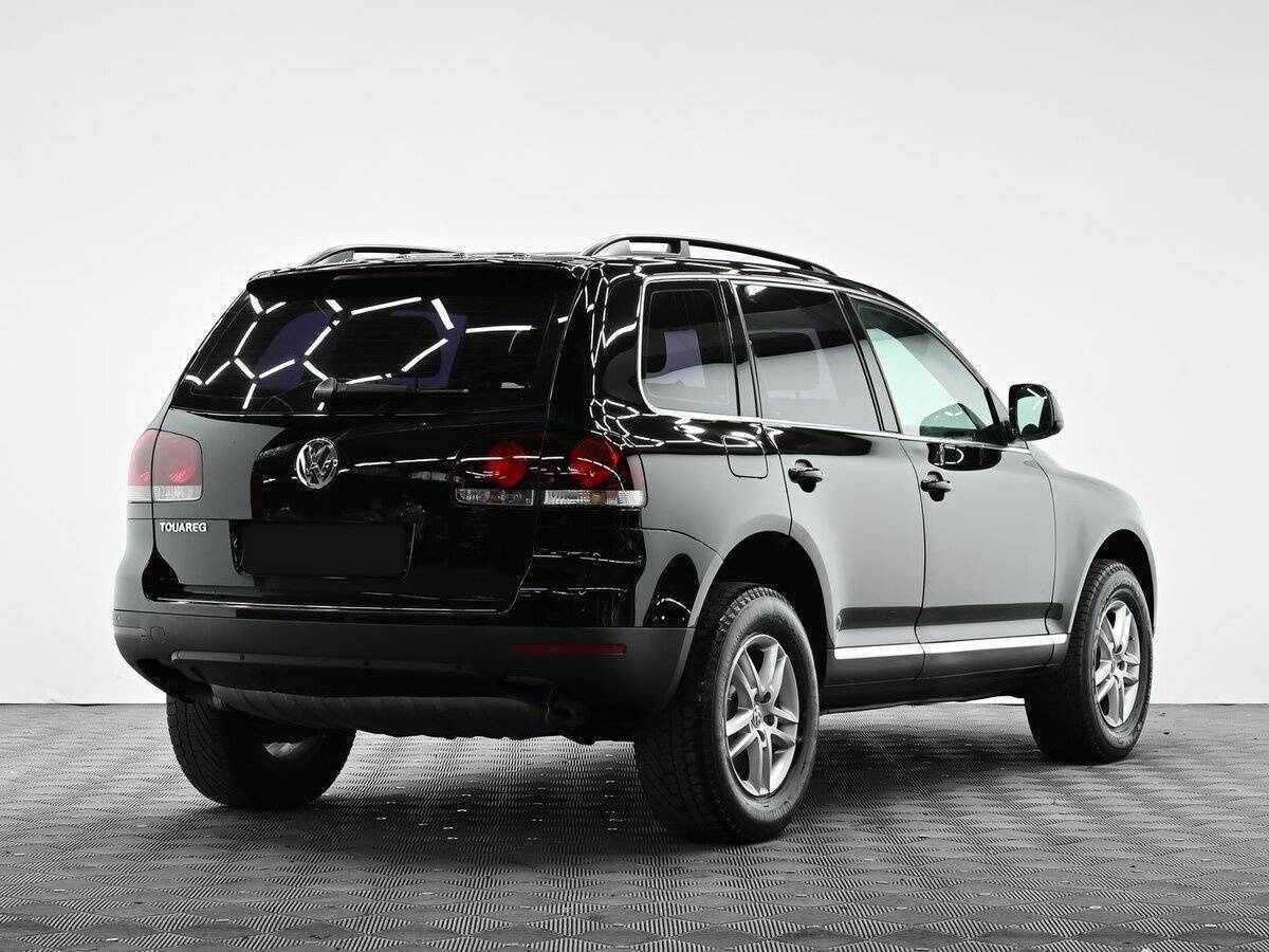 Volkswagen Touareg с пробегом — 2008 год. Фото: #3