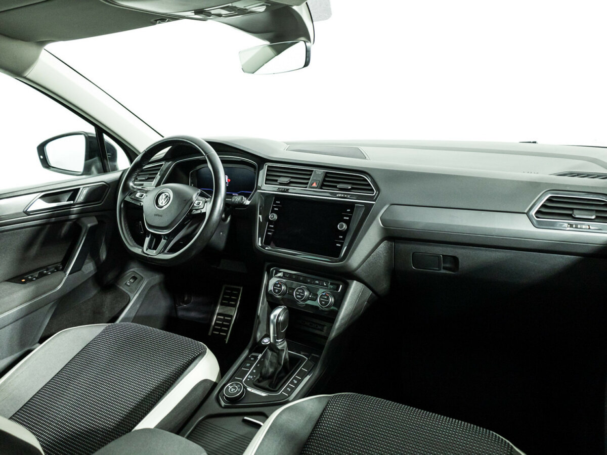 Volkswagen Tiguan с пробегом — 2019 год. Фото: #8