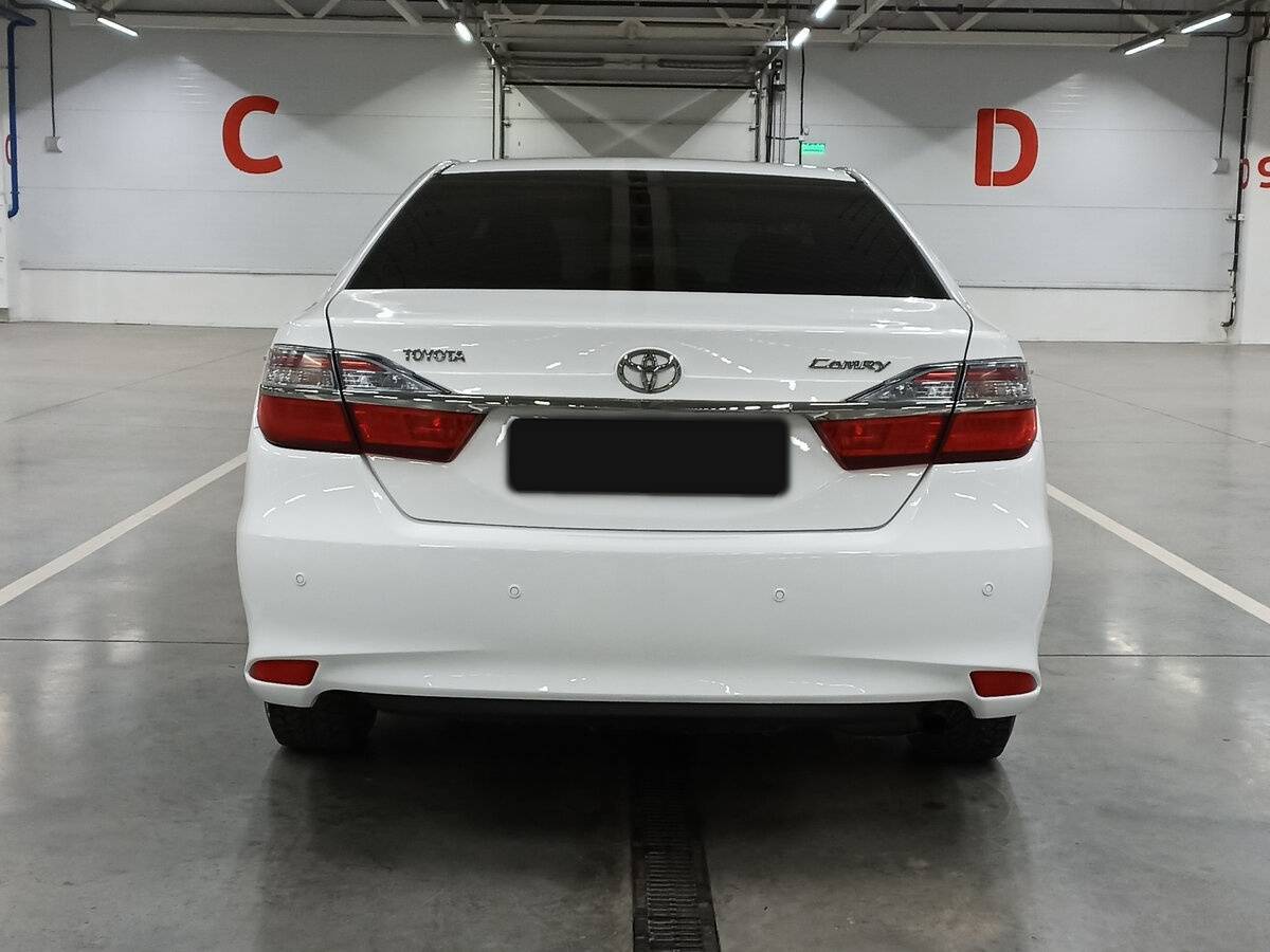 Toyota Camry с пробегом — 2016 год. Фото: #5
