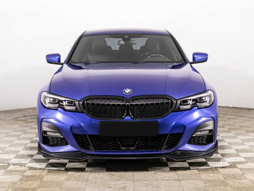 BMW 3 серии с пробегом — 2019 год. Фото: #1